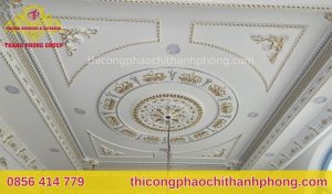 mau tran thach cao co dien 17