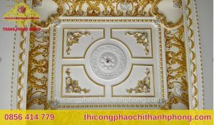 mau tran thach cao co dien 21